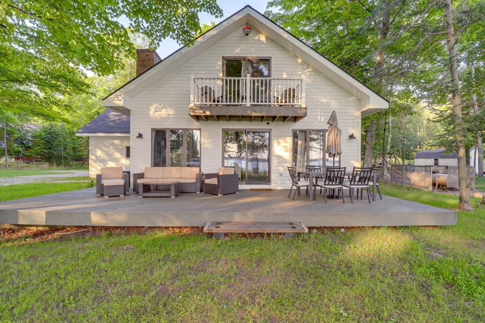Scenic Cottage with Private Dock on Torch Lake